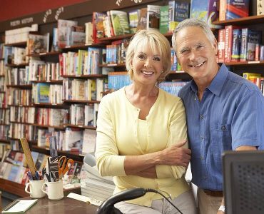 bigstock-Couple-running-bookshop-13904324 bigstock-Couple-running-bookshop-13904324